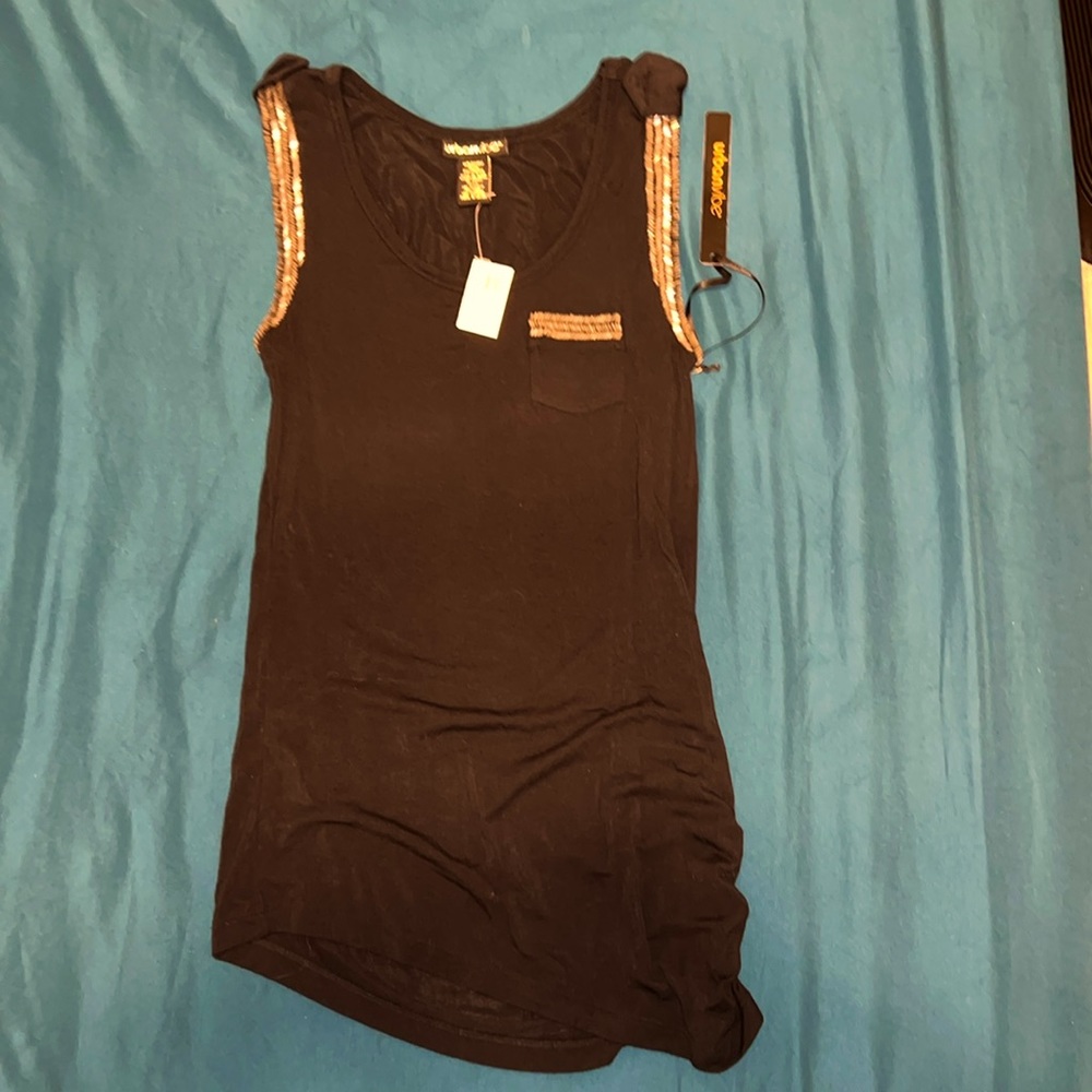 Urban Vibe Tank Top - Size Small